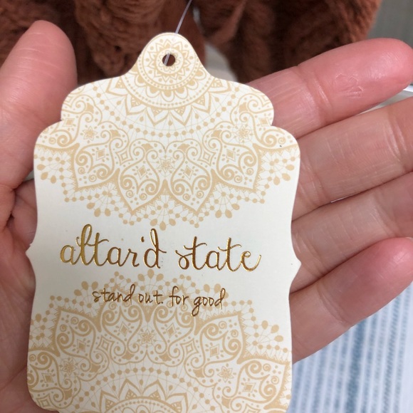 Alter’d State Cropped Sweater - Picture 5 of 8